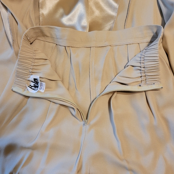 R.J. & CO vintage women's Tan satin trim pants suit 3 piece set size 8 - Picture 11 of 16